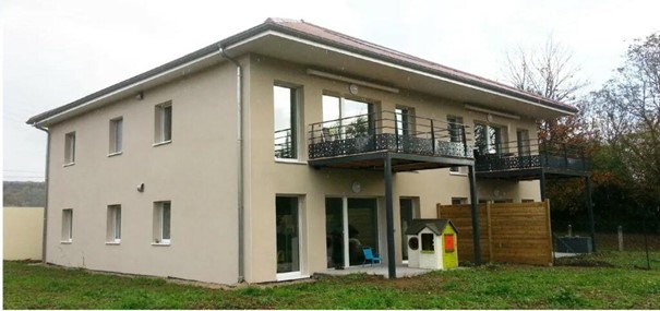 Auto-construction à Mandeure